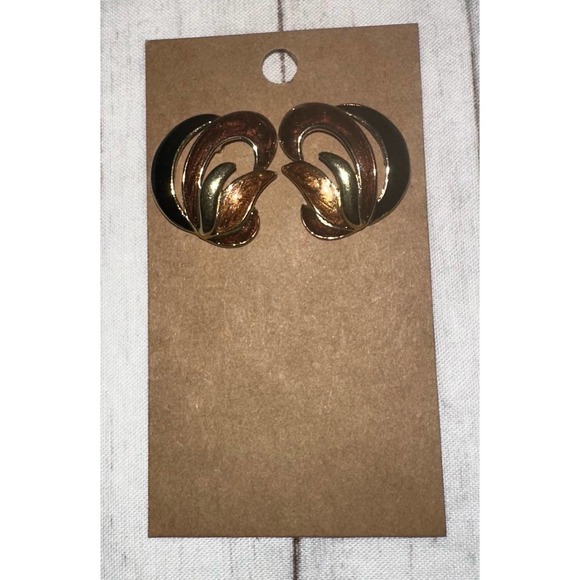 Trifari Vintage Goldtone Brown Multi Swirl Enamel Post Earrings 1 inch - Picture 5 of 7